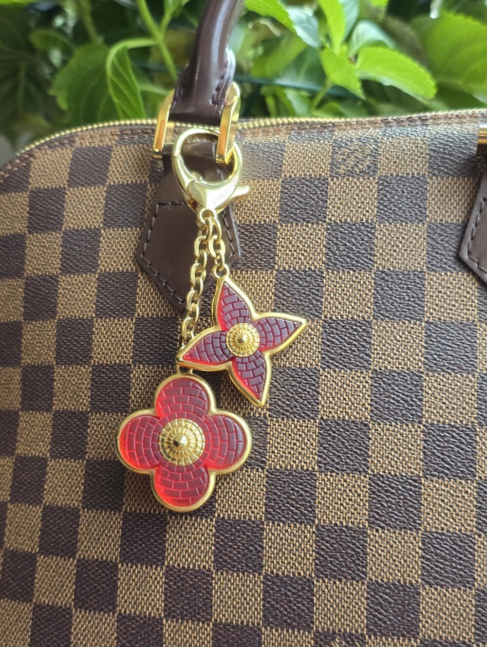 Louis Vuitton Bijoux Sac Mosaic Bag Charm - Picture 5 of 5